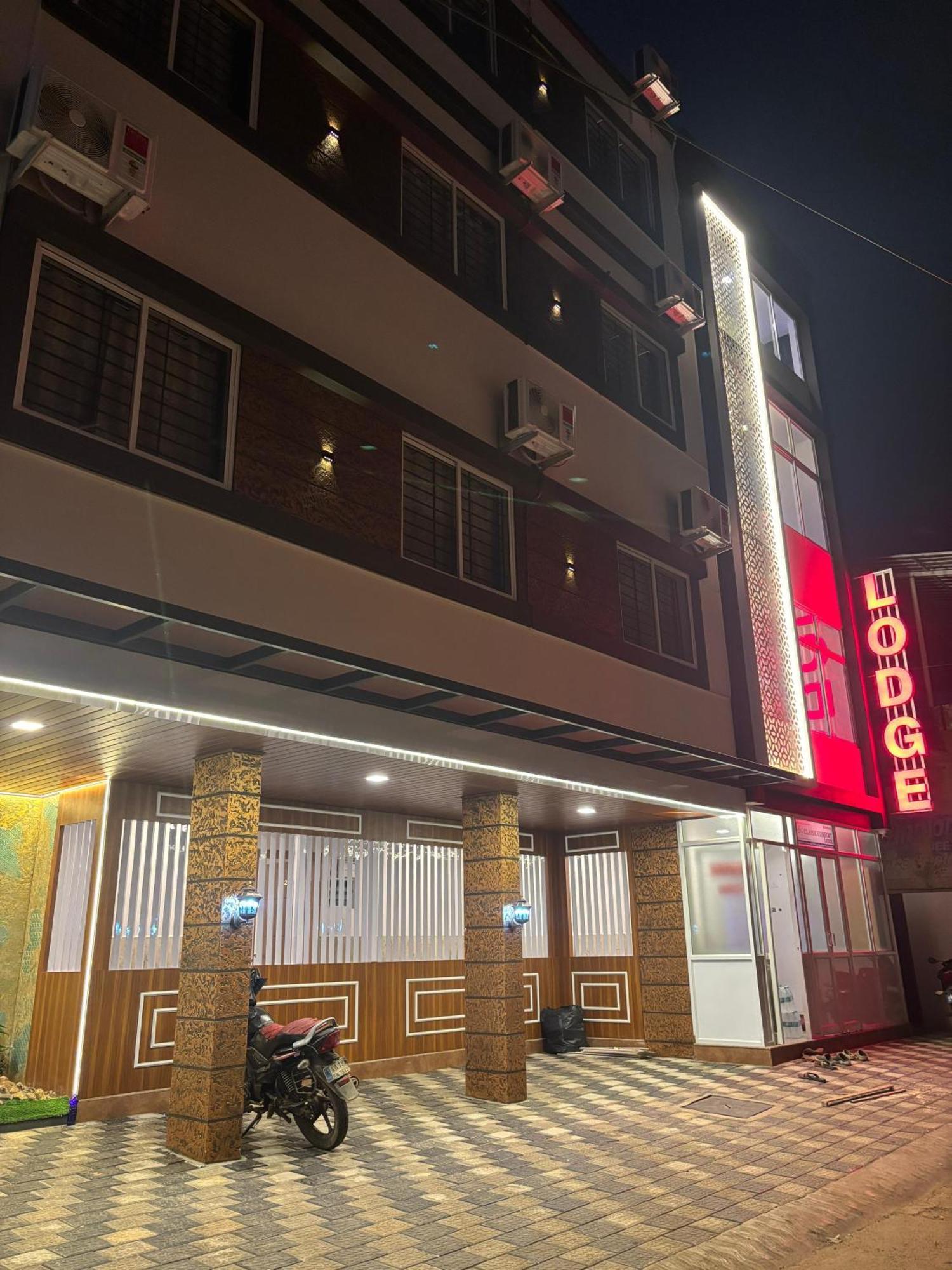 Classic Comfort Lodge Mangalore Exterior foto